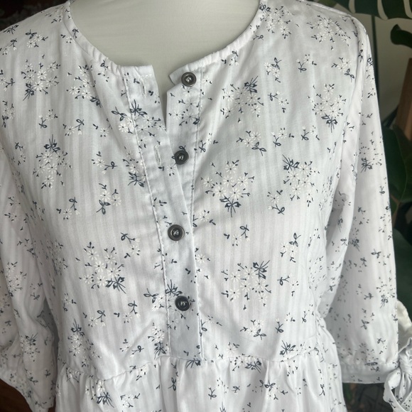 Roolee White Navy Floral Knee Length Modest Dress M - Picture 6 of 14